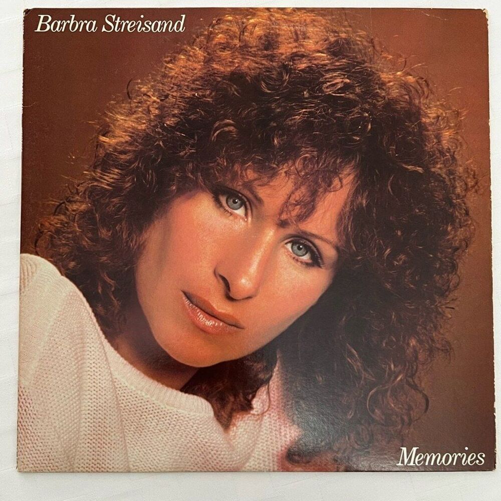 LP Vinyl Barbara Streisand Memories with Intact Sleeve